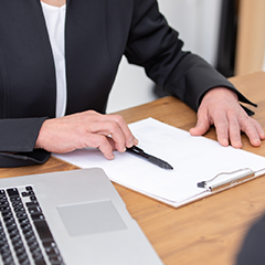 無料相談をしているイメージ写真